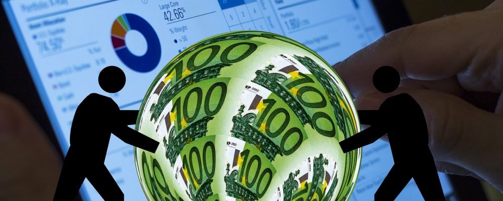 Jak znaleźć korzystną chwilówkę przez Internet